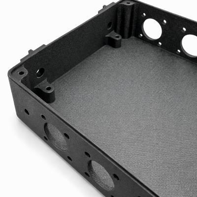 Tehnično funkcionalen UV odporen element